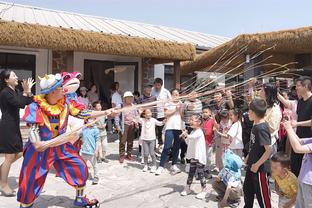 苏群：湖人若换拉文则欲树其为后LBJ时代核心 目前他不具备条件